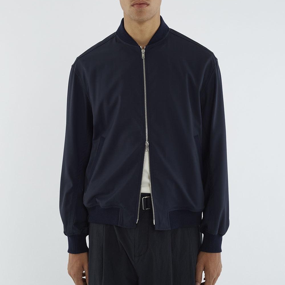 Relaxed bomber jacket